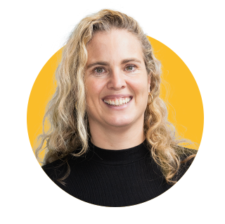 Karlijn Kneepkens, she is L&D Manager at MapsTell