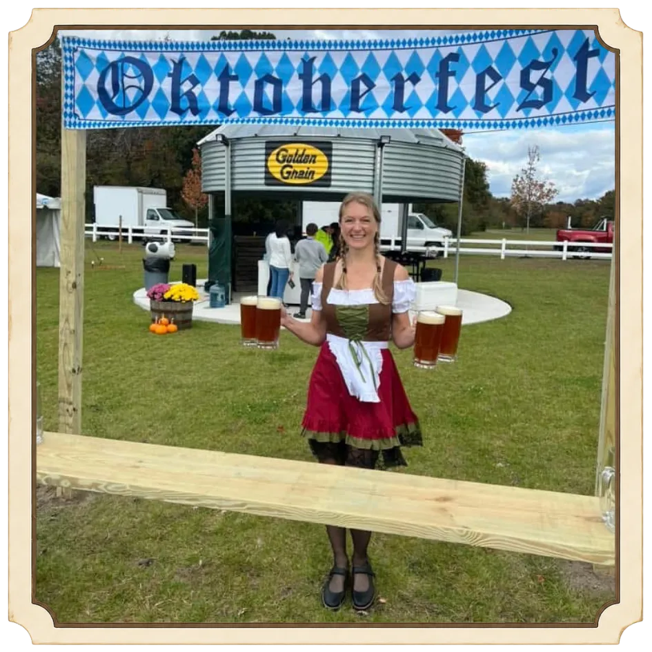 oktoberfest-beer-maid-dirndl-red-barn-farm