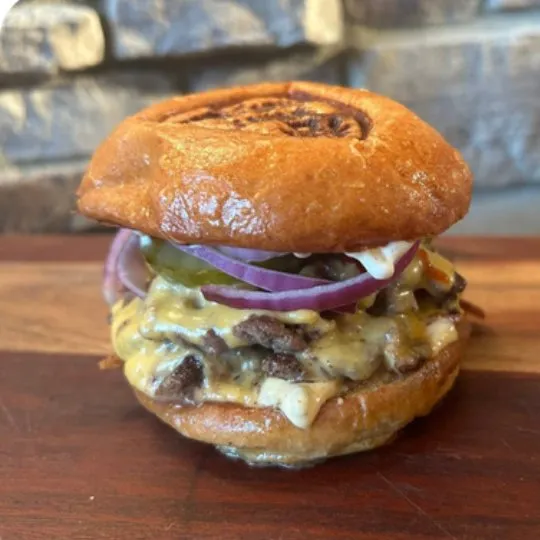fritz-grill-smash-cheeseburger-brioche-bun-red-barn-farm-hammonton-nj