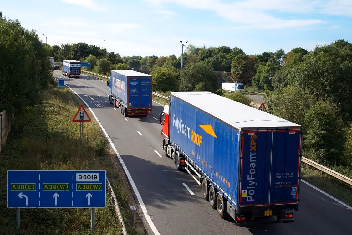 How to negotiate contracts with shippers
