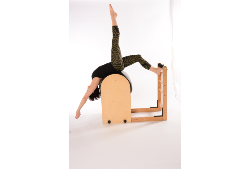 Why Pilates Single Leg Circle is Great for Everyone and How to Do It