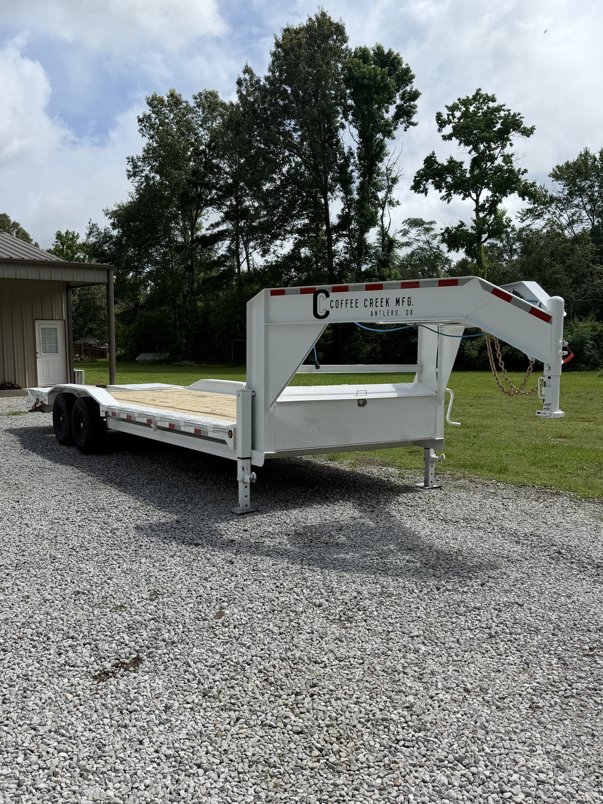 24' Drive-Over Fender Gooseneck