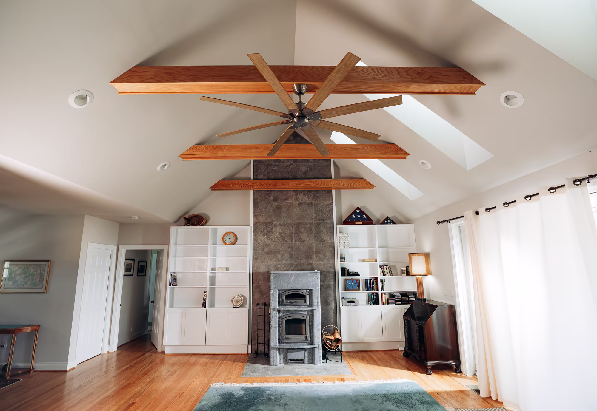 Interior of a custom home built by Horizon Building Corporation