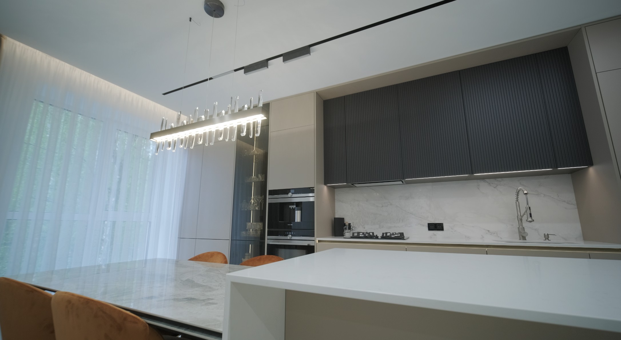 Linear Precision custom kitchen cabinets project