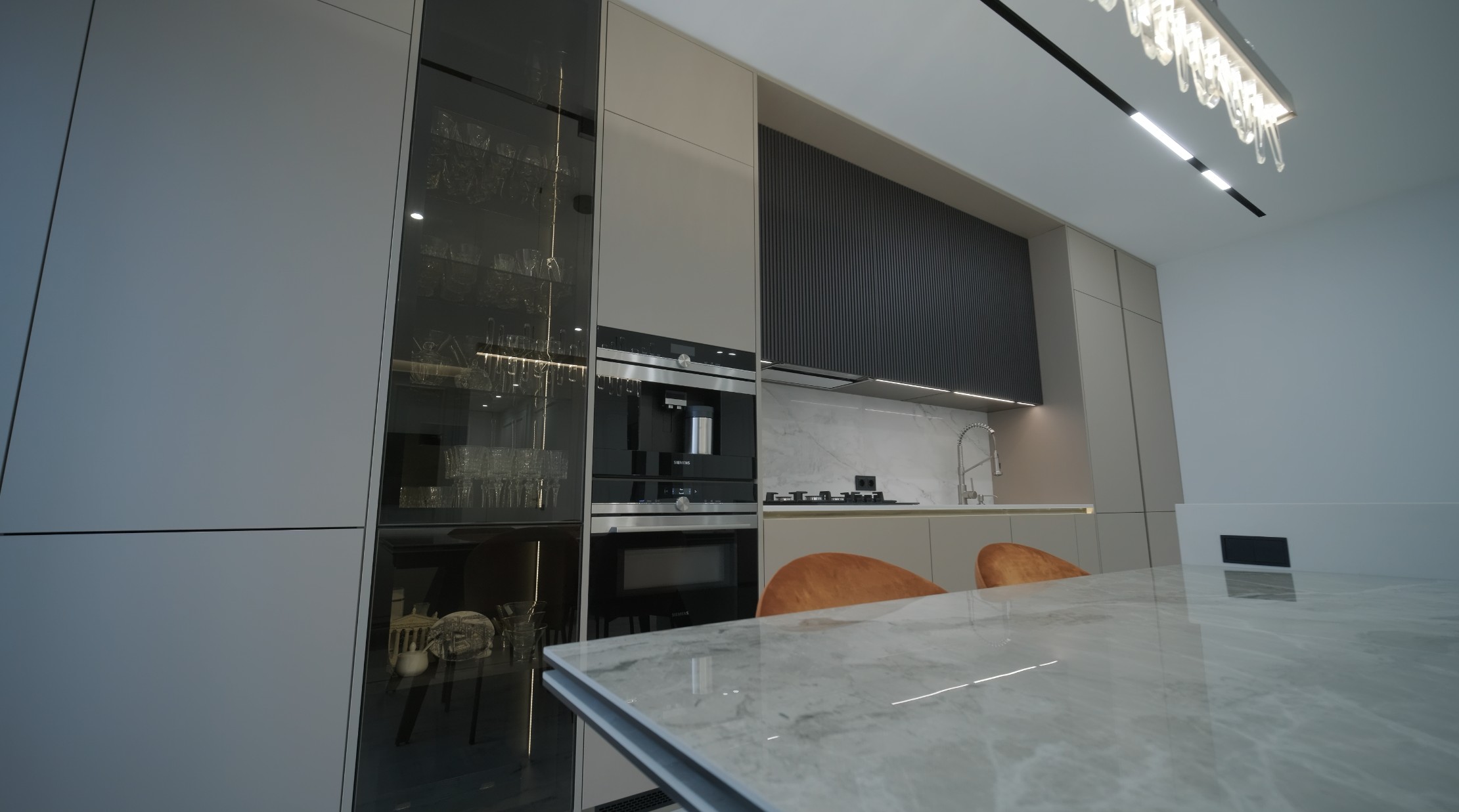 Linear Precision custom kitchen cabinets project