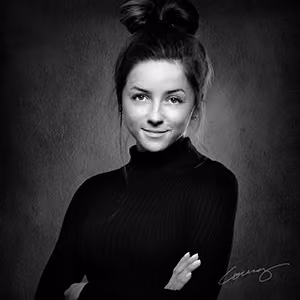 senior portrait by Plano photographer Larry Lourcey