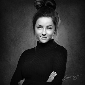 senior portrait by Plano photographer Larry Lourcey