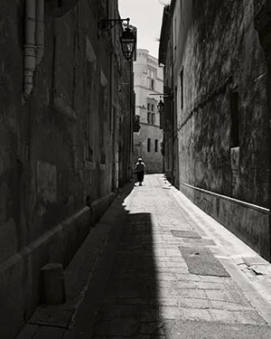 Arles street scene by Plano photographer Larry Lourcey