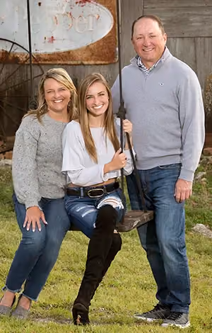 Family portrait by Plano family photographer Larry Lourcey