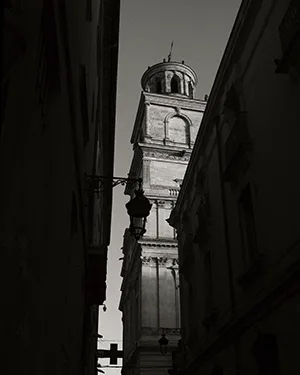 black and white street photography by Plano photographer Larry Lourcey