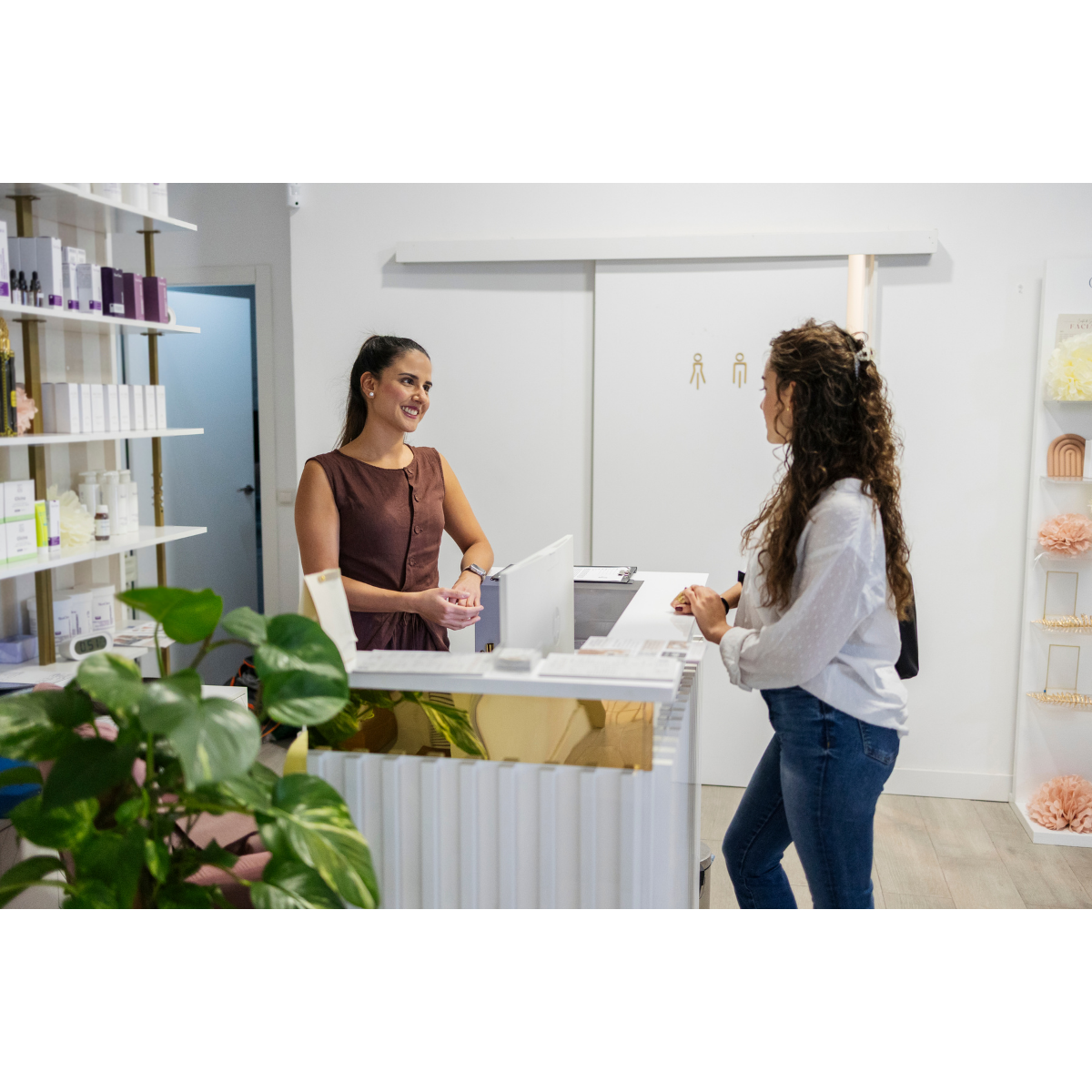 Everything your front desk needs in one place.
