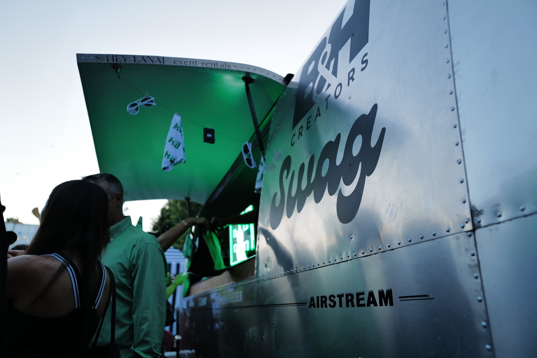 image of community engagement (for a food truck)