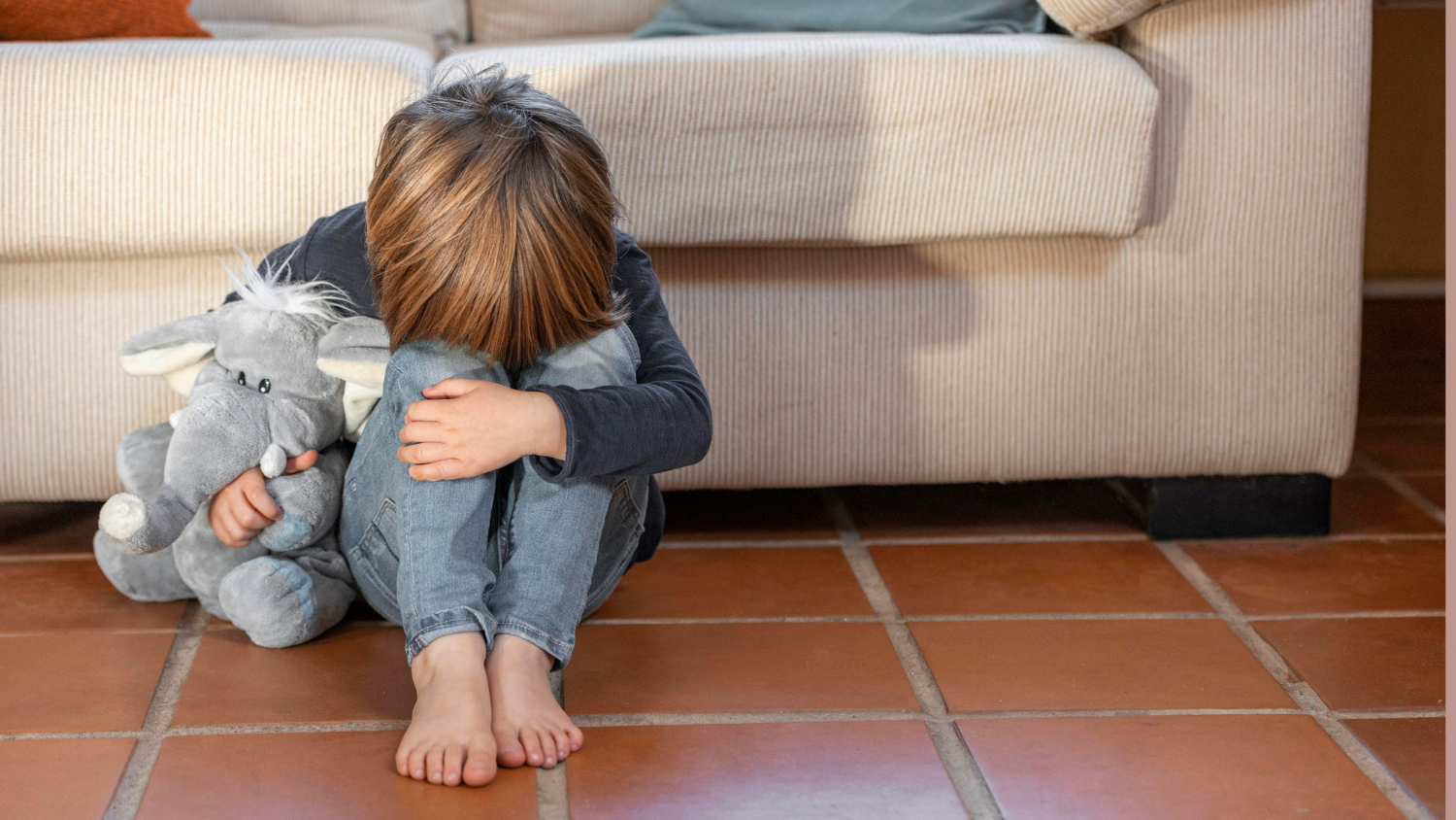 Negative Kindheitserfahrungen können auch noch Erwachsene wütend auf ihre Eltern machen