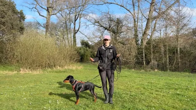 Katie explaining lead walking mechanics