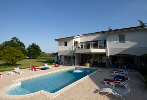 Villa avec piscine retraite yoga Landes