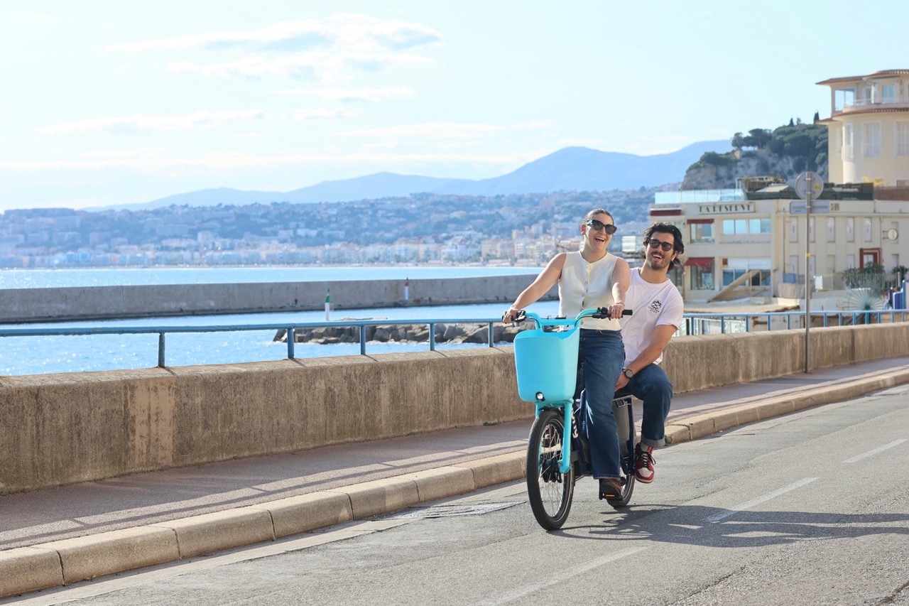 Location vélo deux places en libre-service à Nice