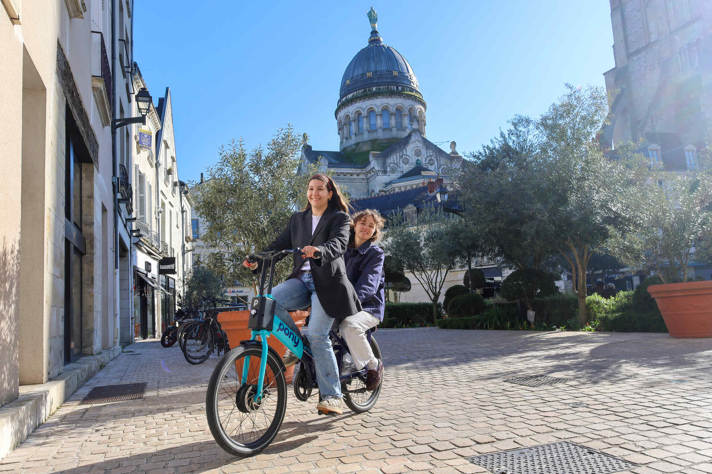 Location vélo deux places en libre-service à Tours