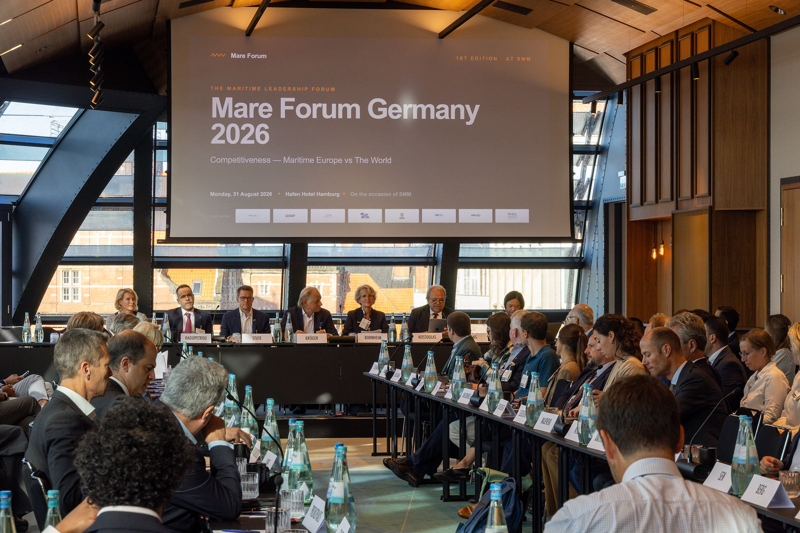 The roundtable at the 1st Mare Forum Germany 2026, Hafen Hotel Hamburg