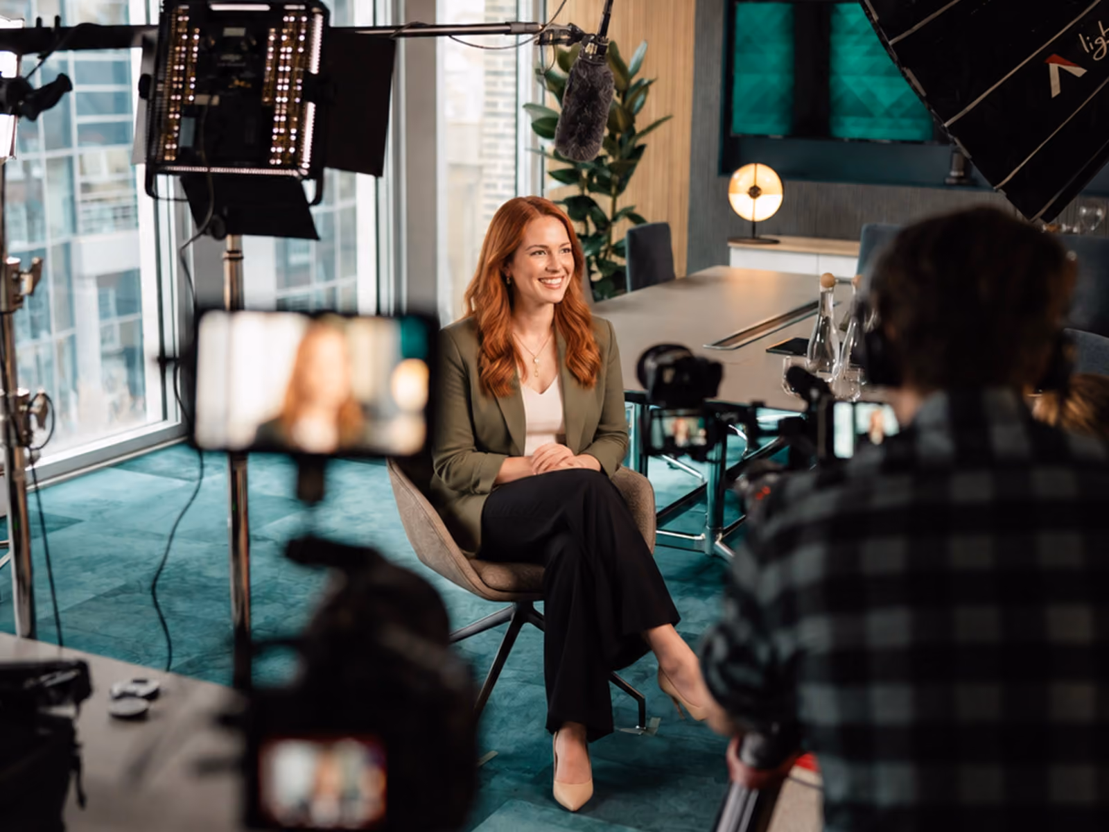 Behind the scenes during a VID Studios session (1)