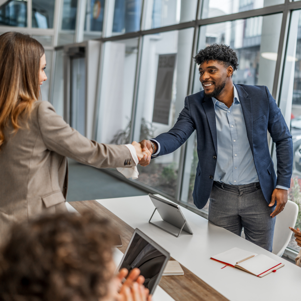 Benefits of Outsourcing Payroll: Why Businesses Gain More by Letting Experts Handle It