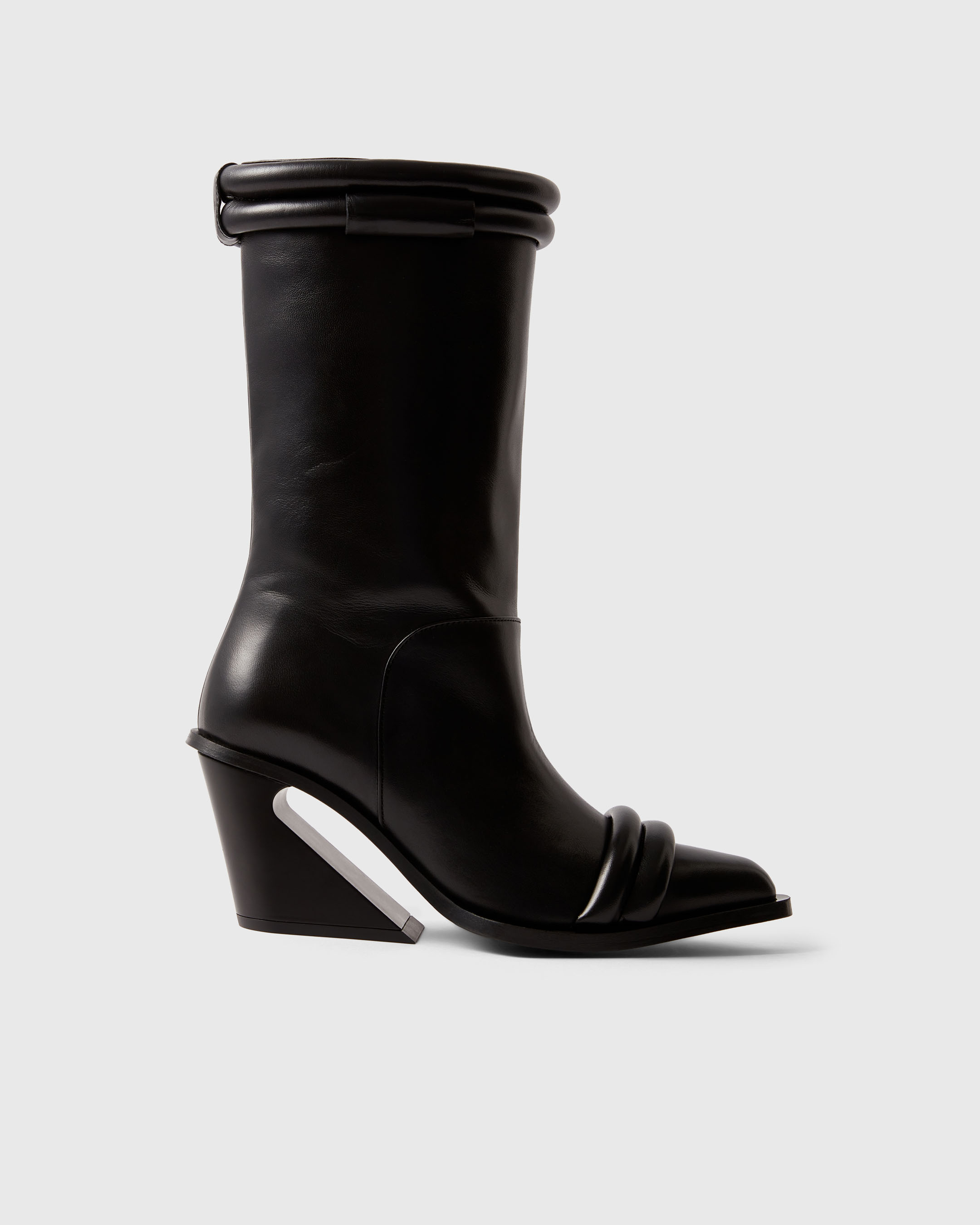 Product shot of the Farrago black boot