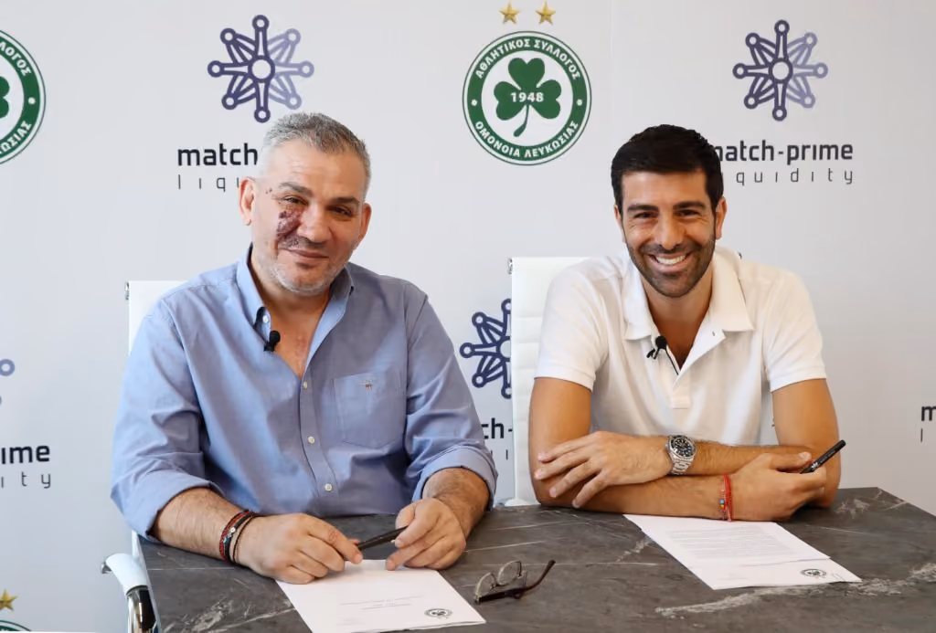 Omonoia Nicosia and Match-Prime representatives signing the sponsorship agreement