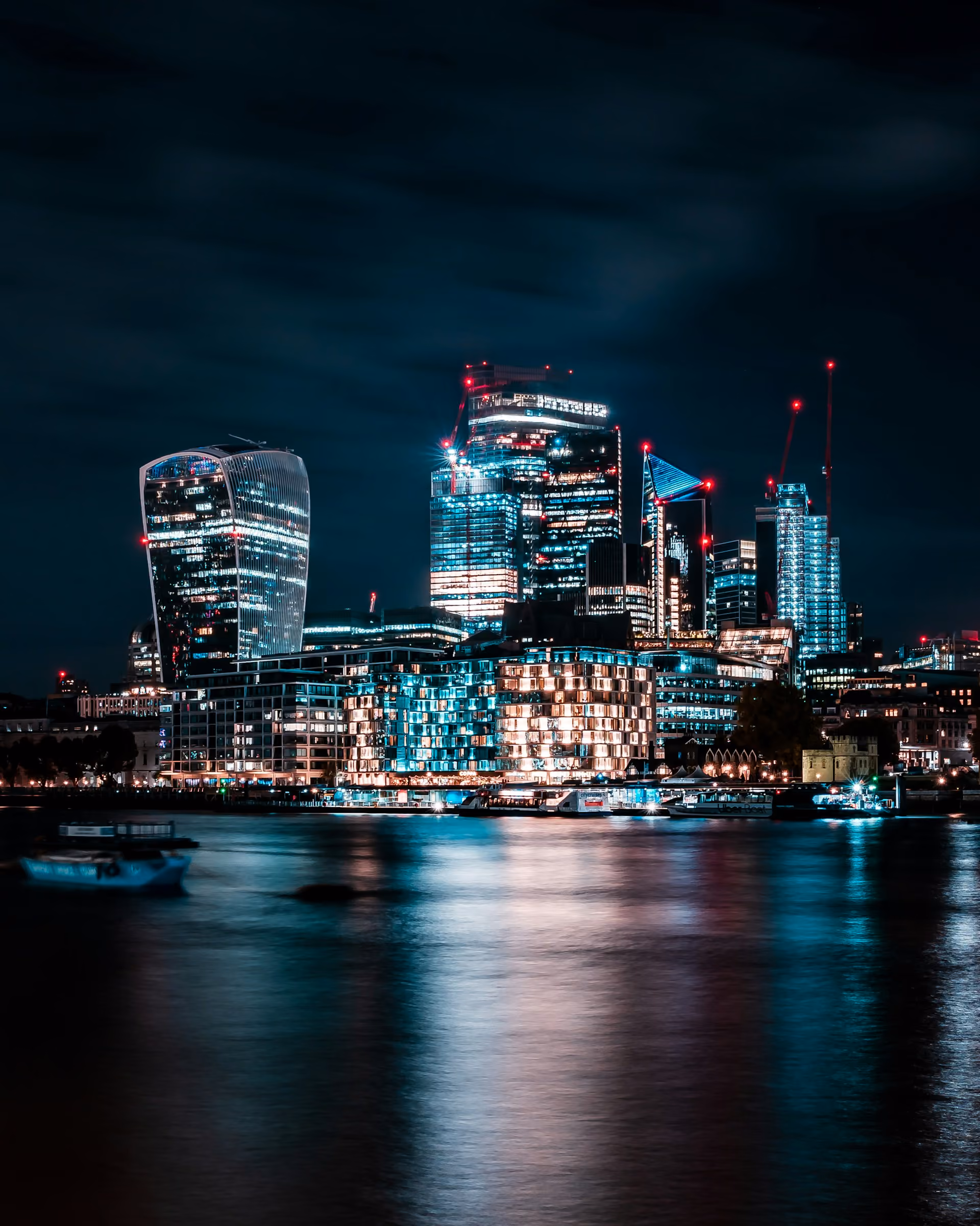 London nightime skyline
