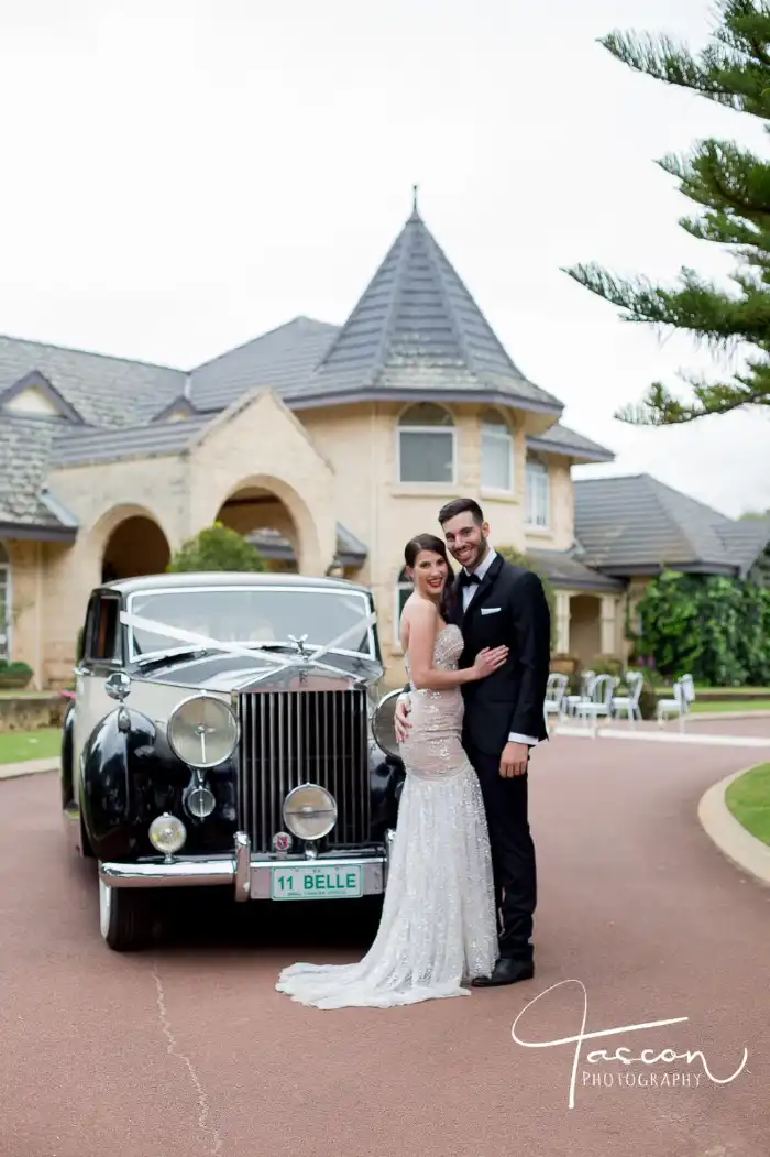 7 Reasons Why You Should Book a Wedding Car in Perth