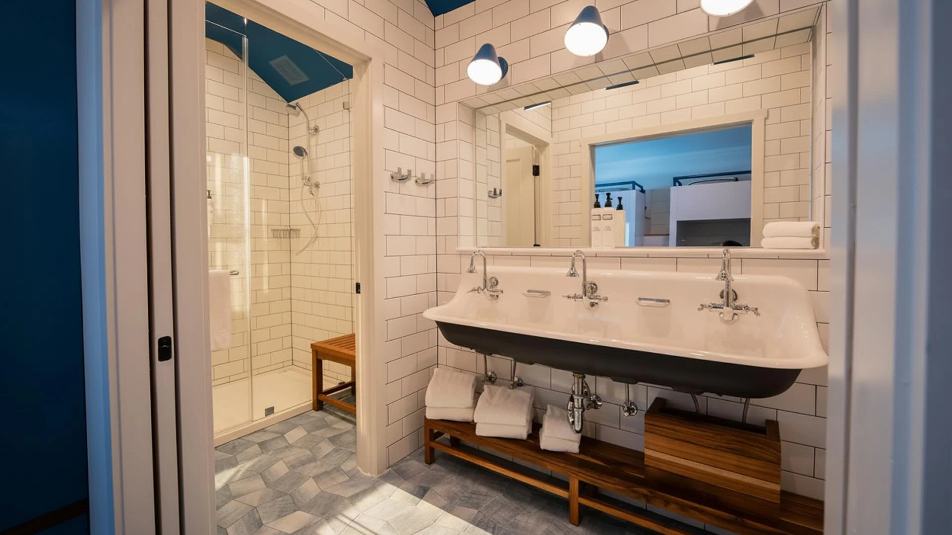 6 Bedroom House with Theater kids bathroom