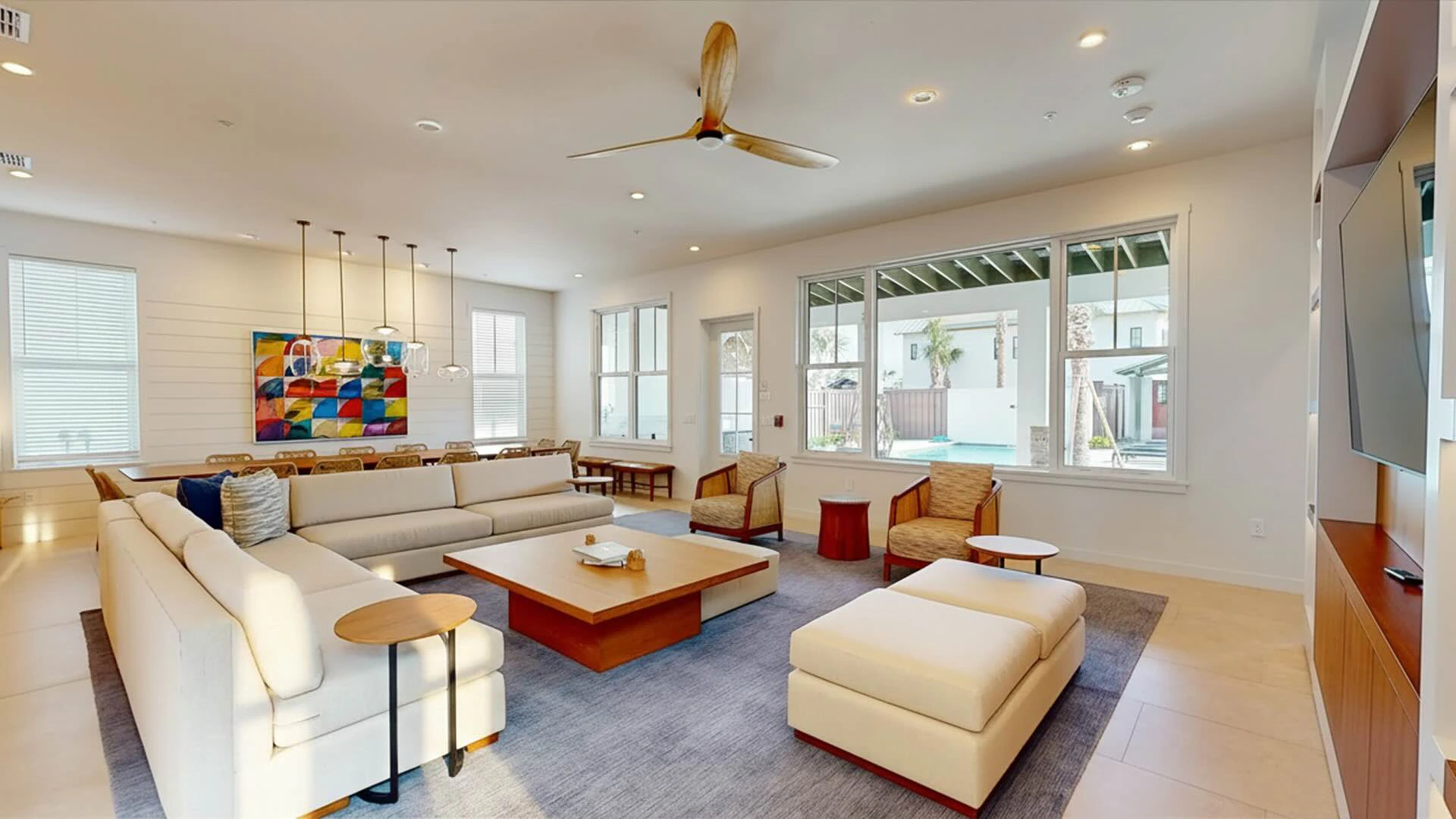 7 Bedroom House living room
