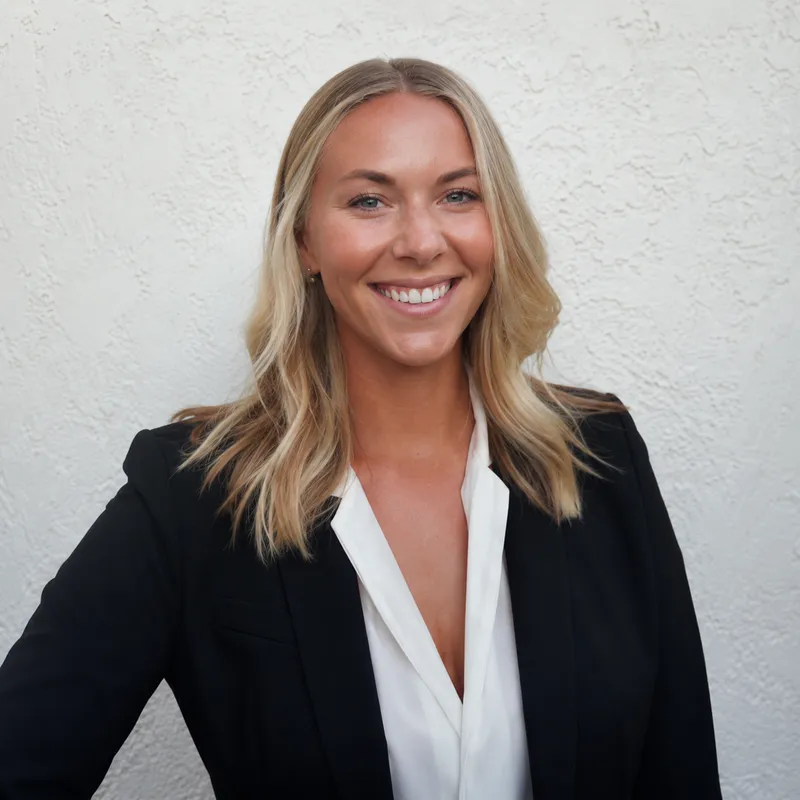 Portrait of Mackenzie Bowen, Client Sales Executive at SAP Concur