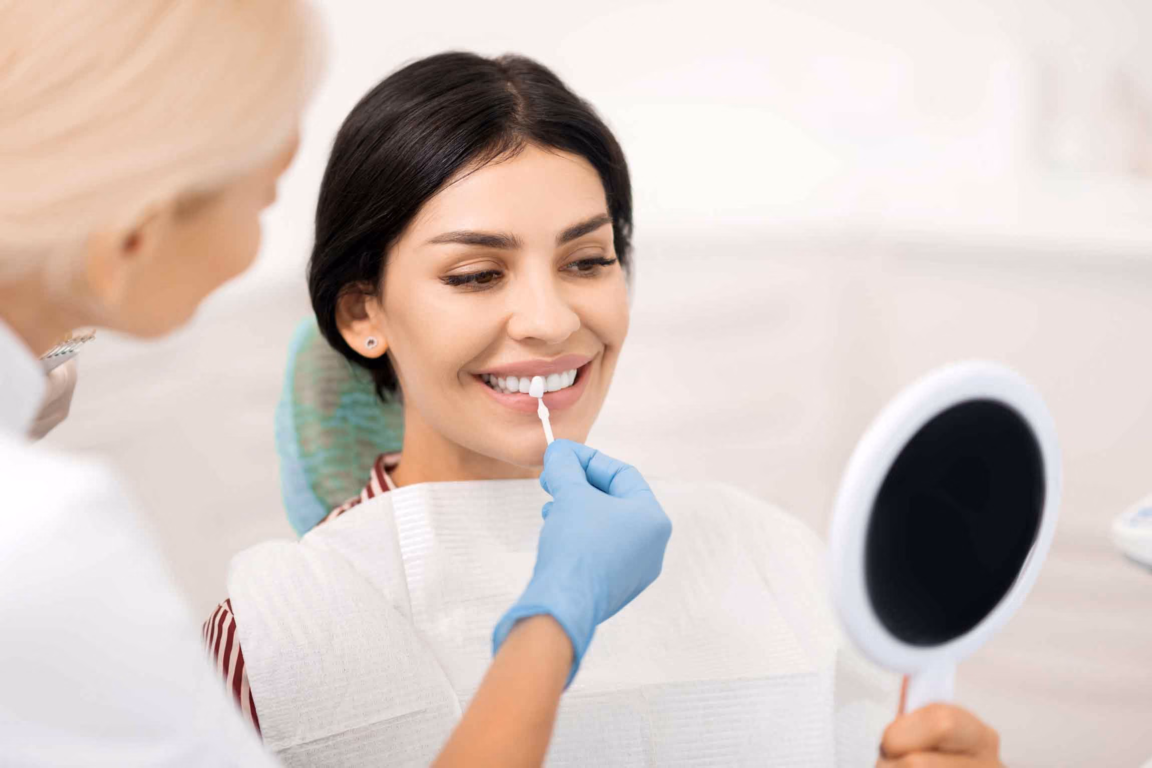 Patient being evaluated for a veneer