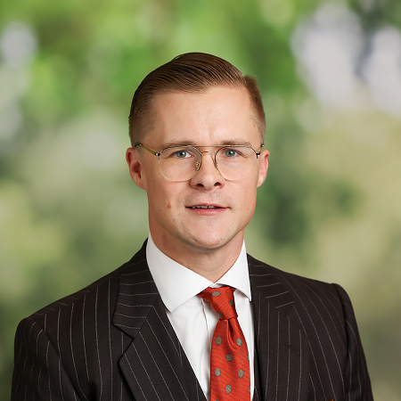 Dr. Tristan Rogers