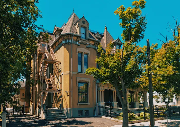 The Palace Center