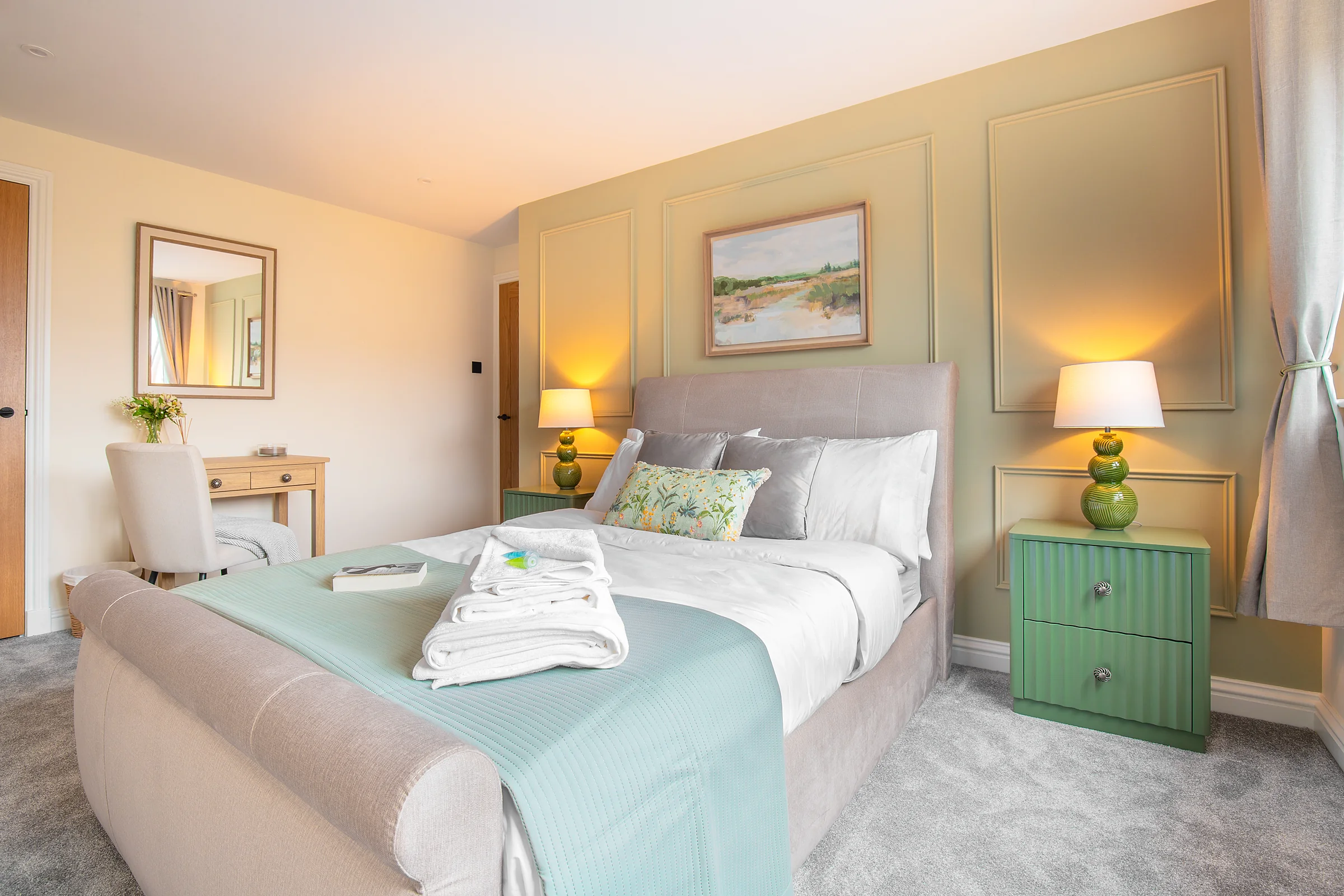 Double bedroom with teal bedding