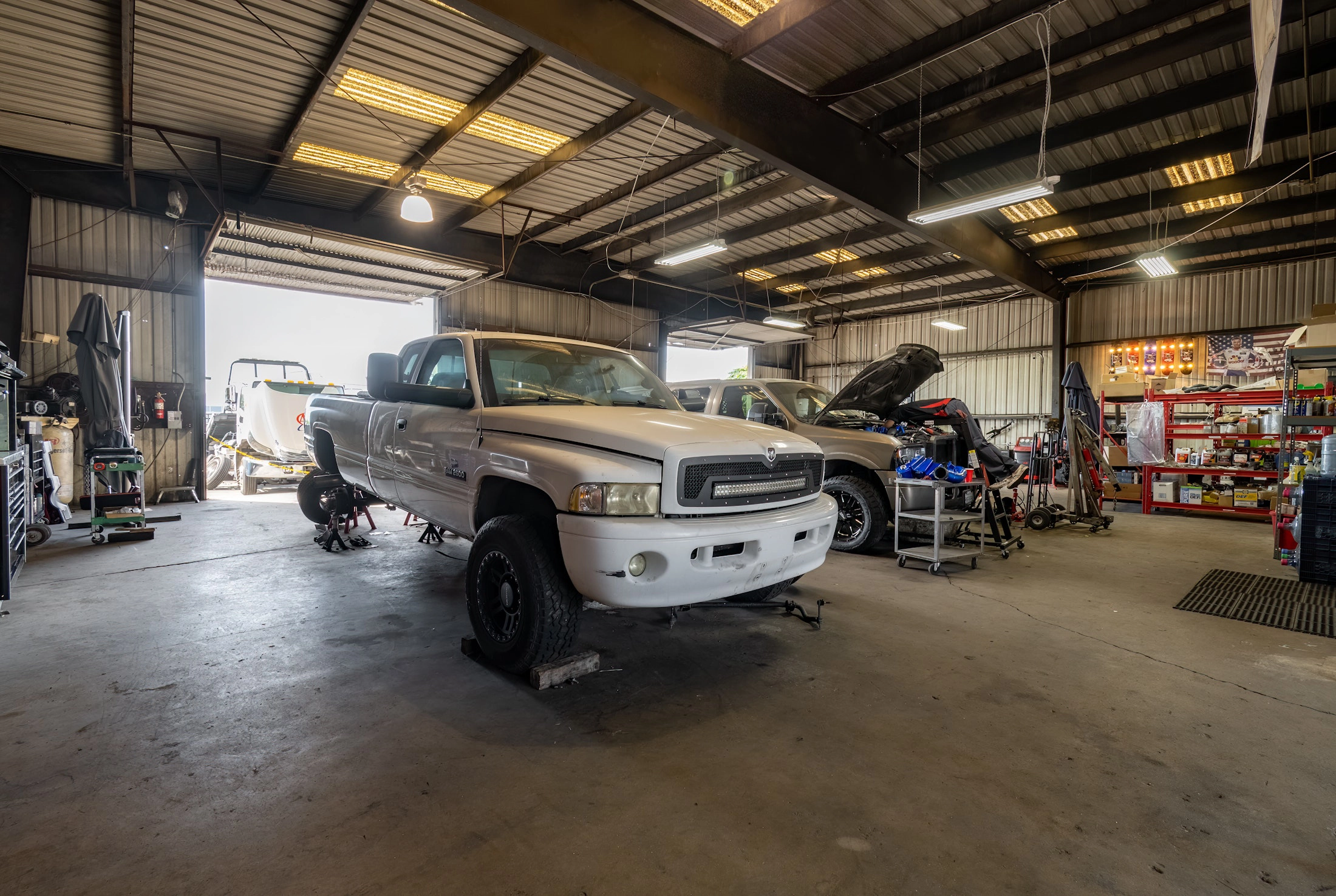Auto repair shop in Alvin, TX