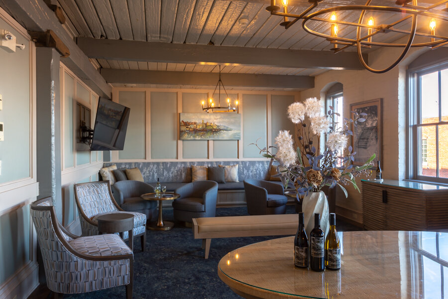 Olde Harbour Inn