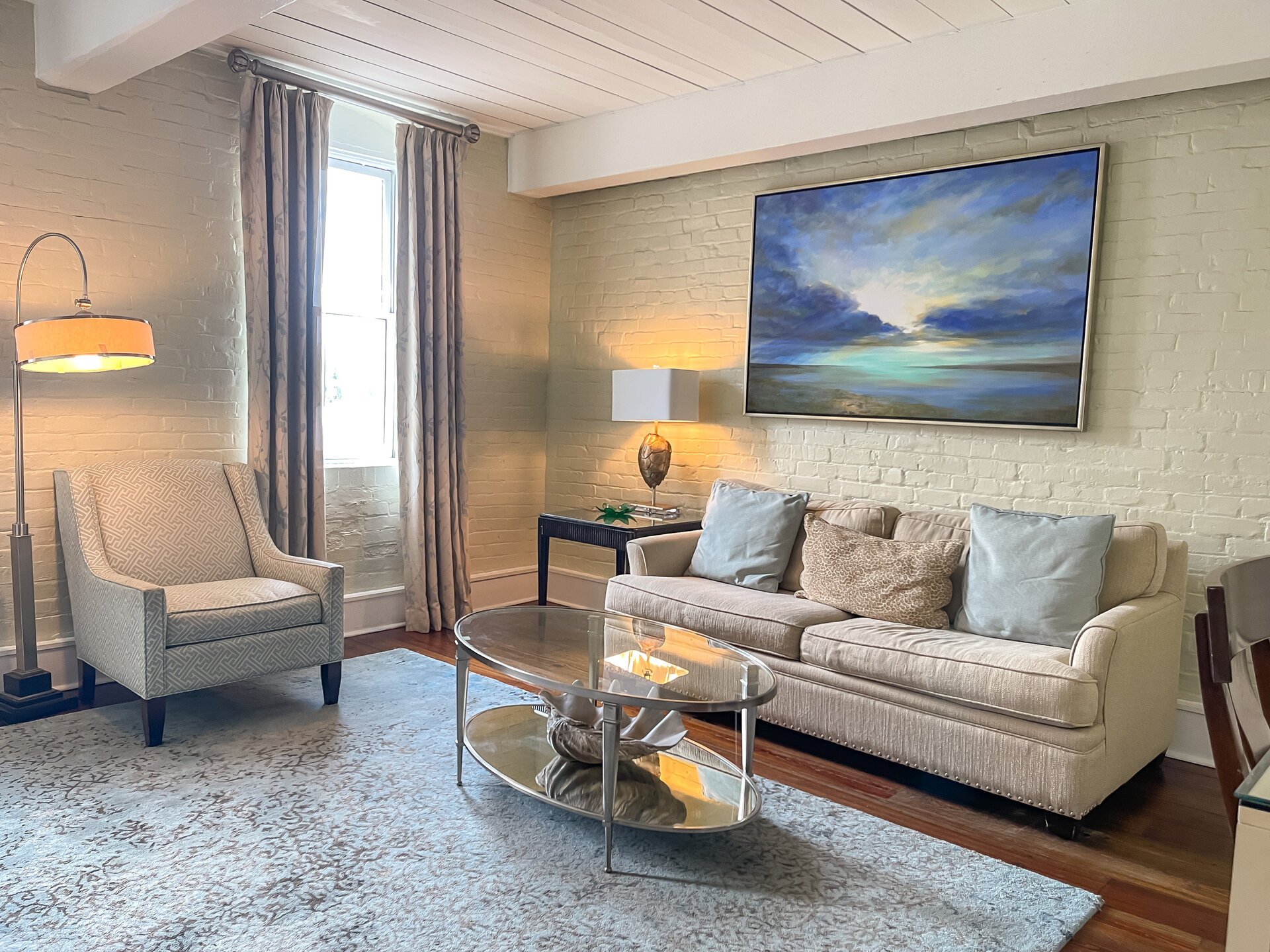 Queen Suite interior