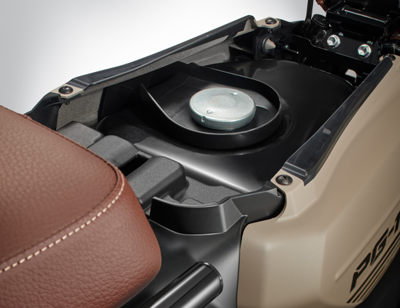 Y15ZR front air scoop feature