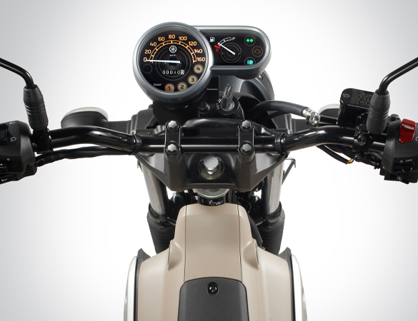 Y15ZR front air scoop feature