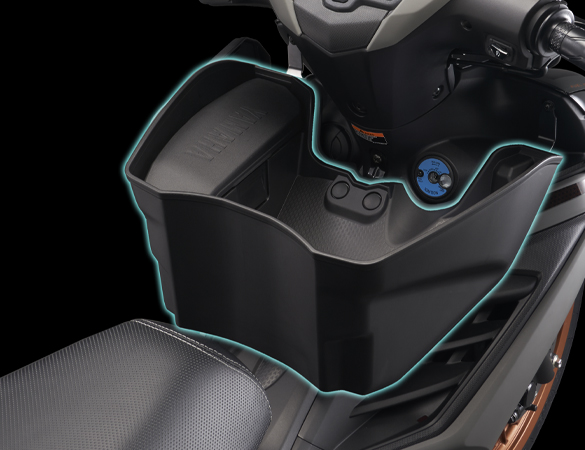 Y15ZR aerodynamic front visor feature