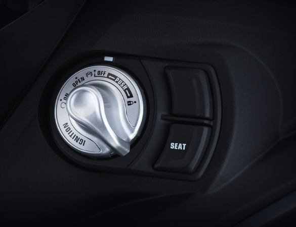 Y15ZR front air scoop feature