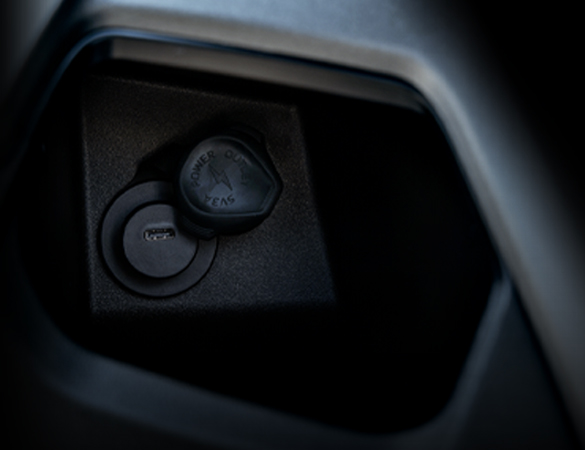 Y15ZR front air scoop feature