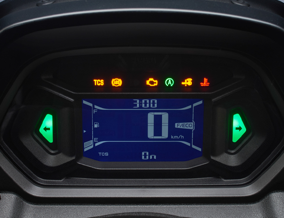 Y15ZR aerodynamic front visor feature