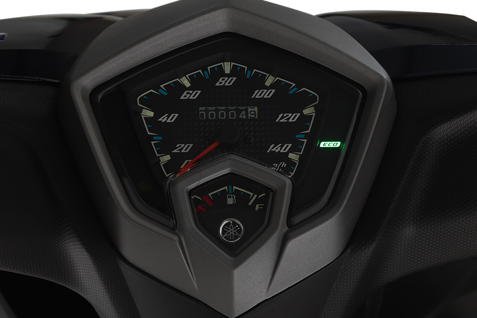 Y15ZR aerodynamic front visor feature