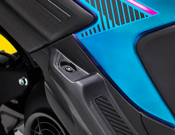 Y15ZR aerodynamic front visor feature