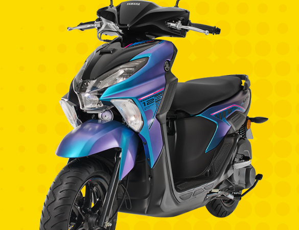 Y15ZR aerodynamic front visor feature