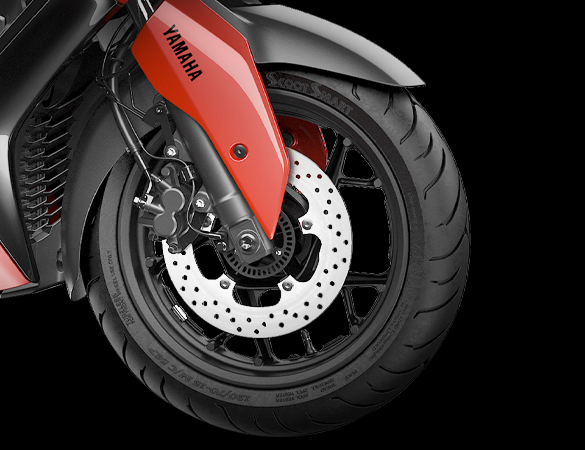 Y15ZR aerodynamic front visor feature