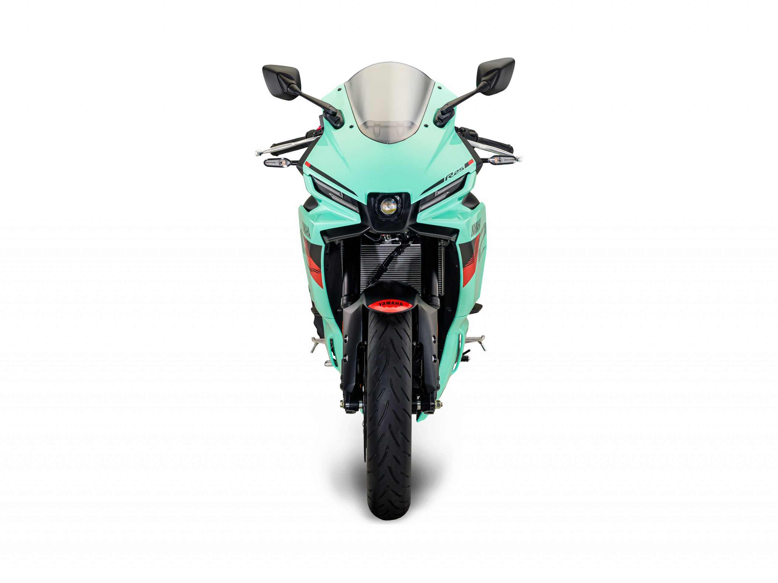 Yamaha Y15ZR 360 front view