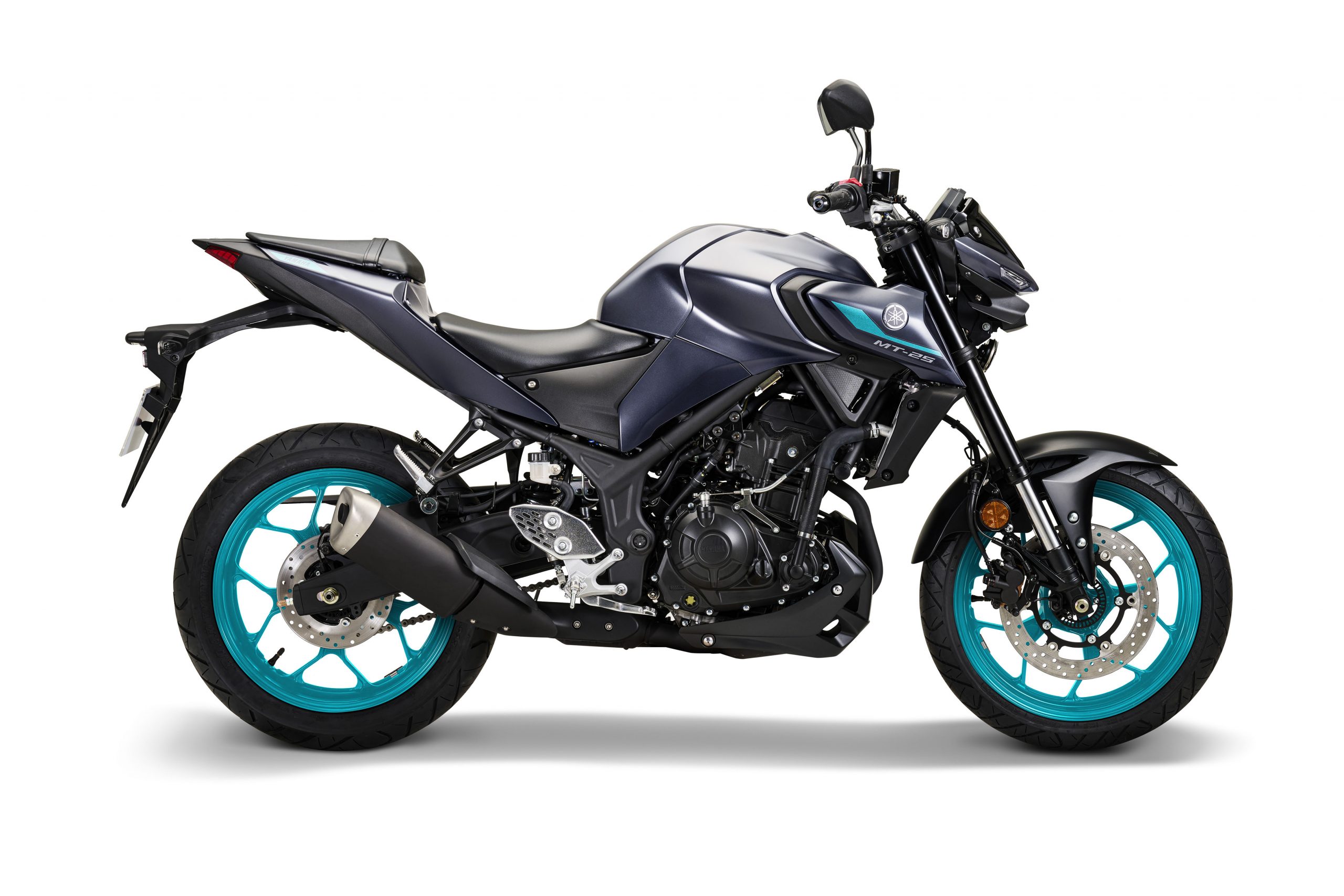 Yamaha Y15ZR 360 front view